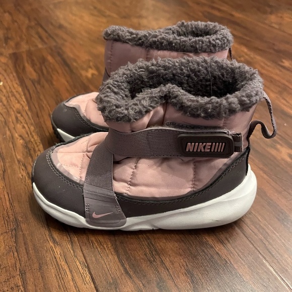 Nike Flex Advance Kids Pink and Gray Winter Boots-Size 10 - Picture 4 of 9
